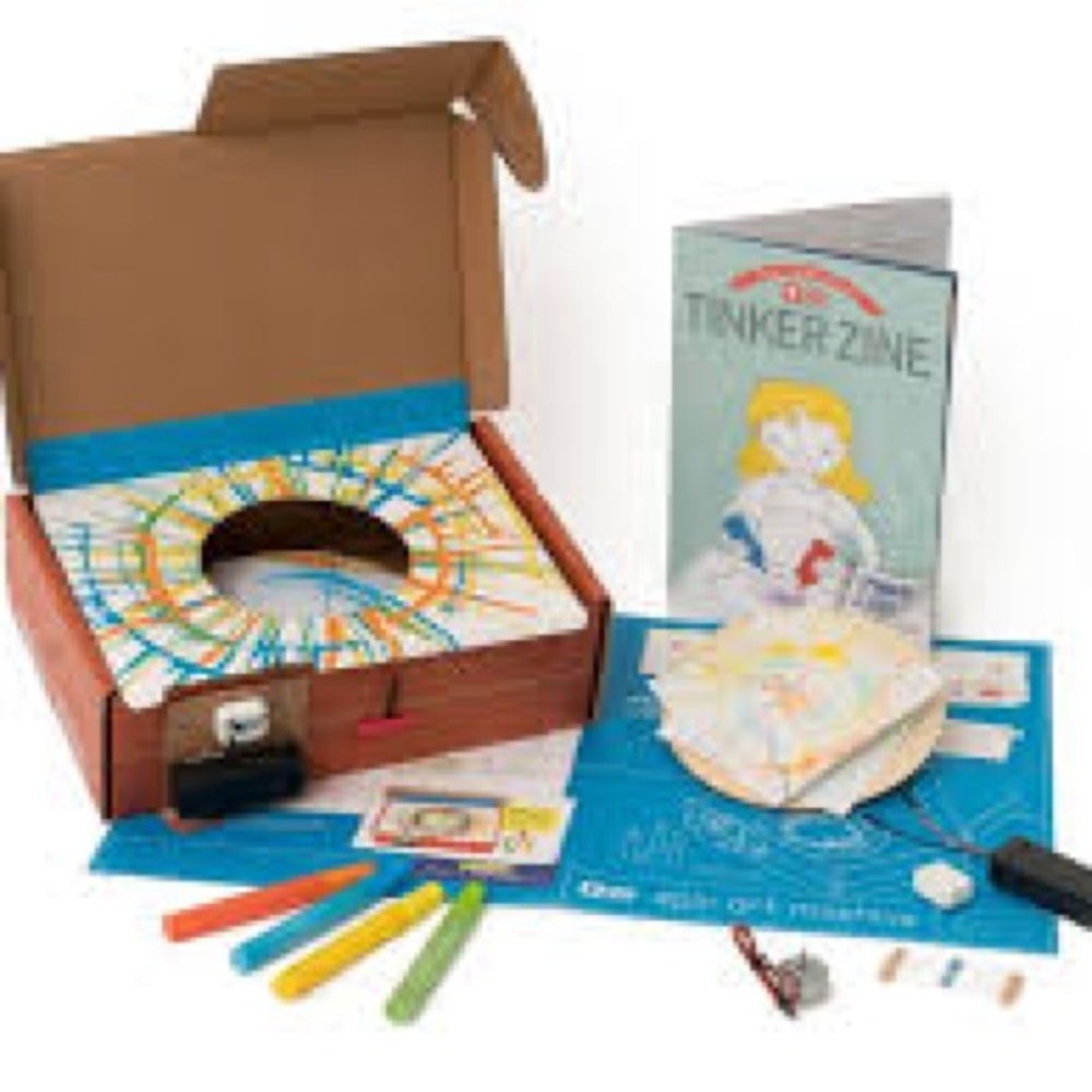 KiwiCo tinker crate - spin art machine